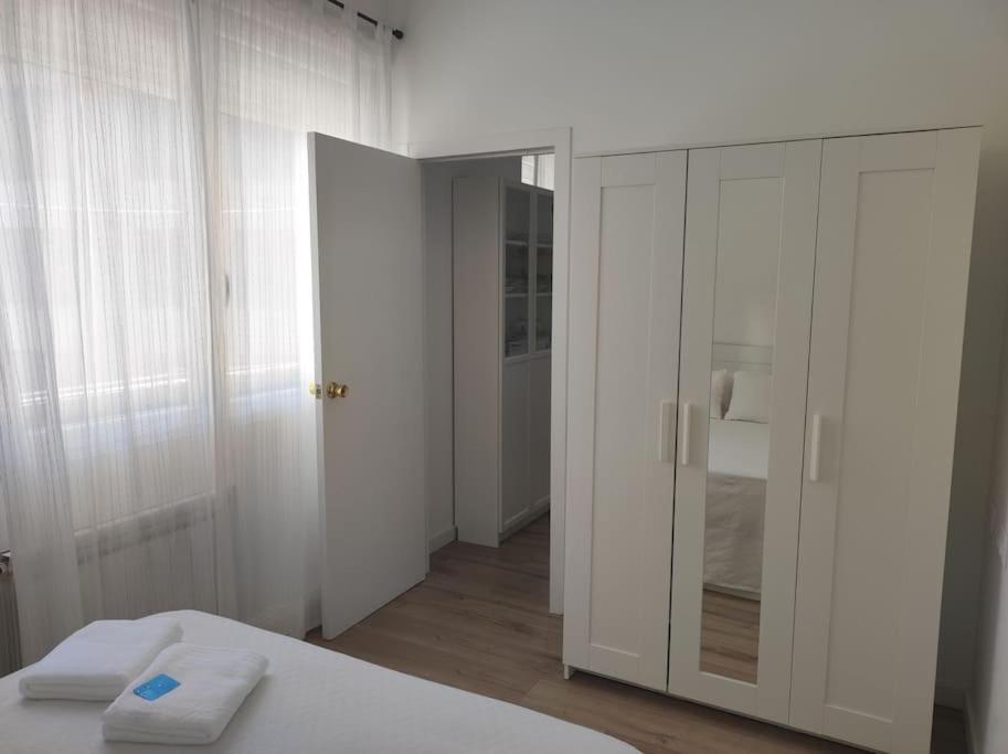 Casa Dina Ii. Apartment Carballino Luaran gambar